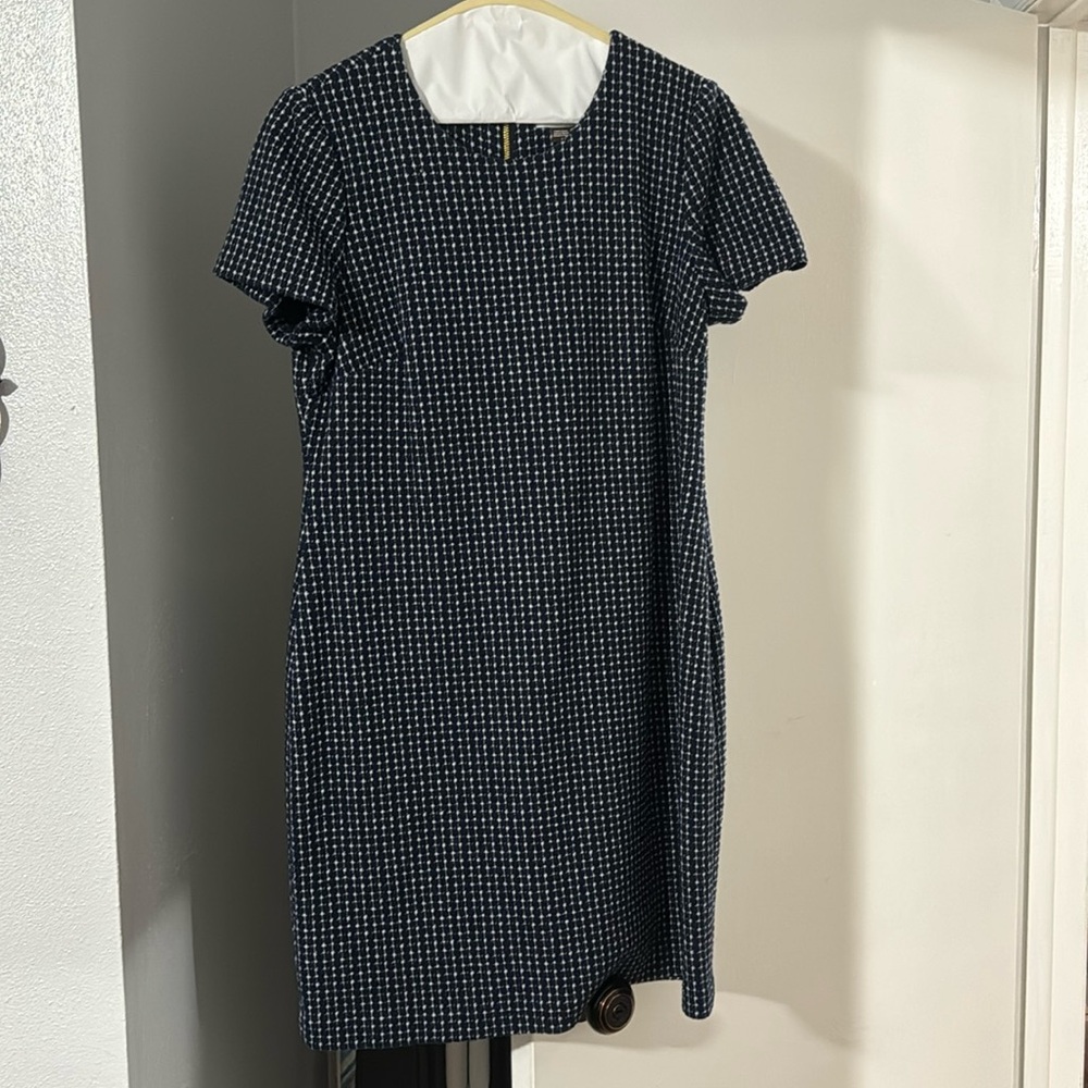 Calvin Klein size 8 navy dress